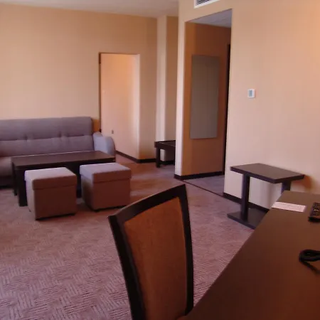 Отель Hotel Lovech 3*