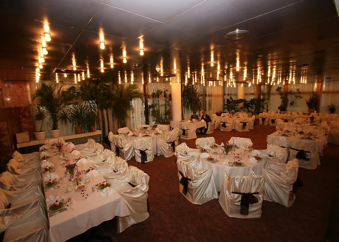 Хотел Хотел Ловеч Ловеч