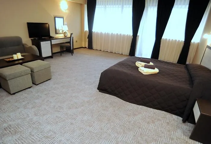 Хотел Ловеч Хотел Ловеч